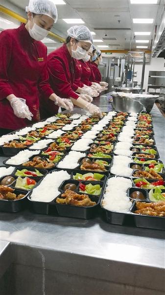 青島大型商場九成恢復運營，酒店餐飲回暖帶動日用百貨銷售
